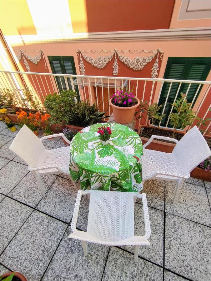 Hotel Alla Fontanella Alassio Exterior foto